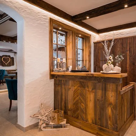 게스트하우스 Bergnest Fruehstueckspension 카트슈베르그호헤