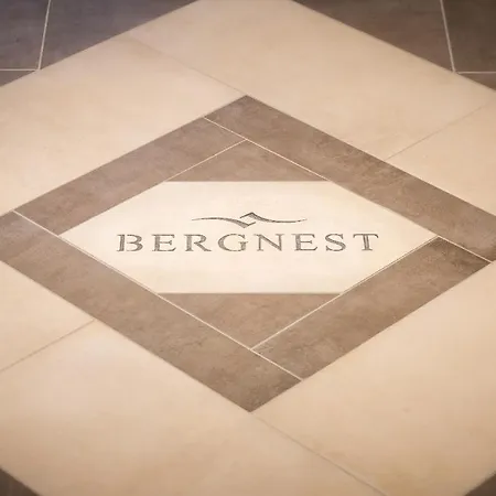 Bergnest Fruehstueckspension 3* 카트슈베르그호헤